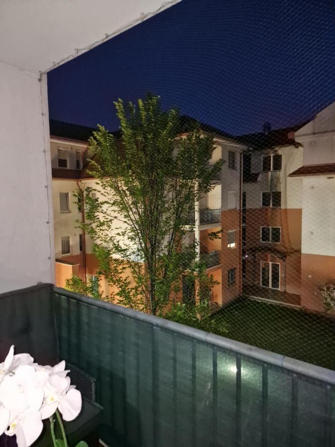 TILLA Stúdió Apartman Hajdúszoboszló Exterior foto
